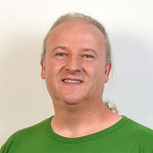 Bunte Farm - Roberto Schandor